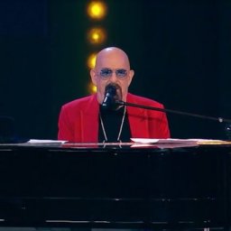 Хиты Михаила Шуфутинского прозвучат в майские праздники на НТВ