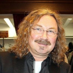 Игорь Николаев: &laquo;Об эмиграции я даже не думал&raquo;