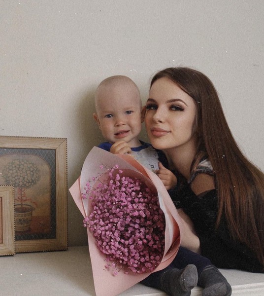 Елизавета смогла вернуть сына