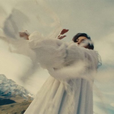 Andro снял &laquo;Дай мне только шанс&raquo; в тумане владикавказского ущелья