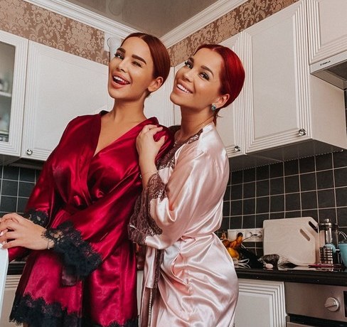 Катя Колисниченко и Юлия Салибекова: &laquo;В монастырь не собираемся! Продолжаем верить в любовь&raquo;