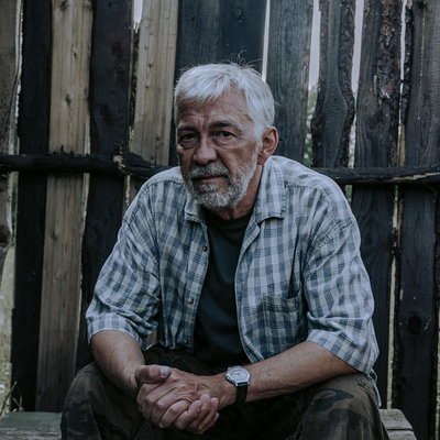 Николай Добрынин, Сергей Лавыгин и Александра Урсуляк станут семьей в сериале «Против всех» Николай Добрынин, Сергей Лавыгин и Александра Урсуляк станут семьей в сериале «Против всех»