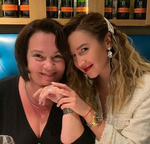 Мама Ольги Бузовой впервые высказалась о женщине, к которой ушел ее муж: &laquo;Я плакала 4 года&raquo;