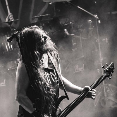 Дэйв Мастейн назвал имя басиста, записавшегося на новом альбоме Megadeth Дэйв Мастейн назвал имя басиста, записавшегося на новом альбоме Megadeth