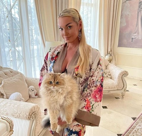 Обнаженная Анастасия Волочкова окунулась в ледяную купель &ndash; видео