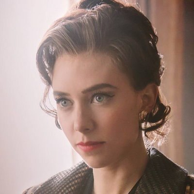 Сегодня: Ванессе Кирби - 35