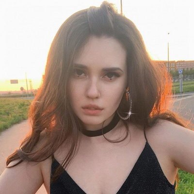 Dead Blonde сыграет красиво, жарко и капельку грустно