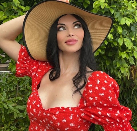 &laquo;Вице-миссис Вселенной&raquo; стала россиянка, мама пятерых детей Ирина Рягузова