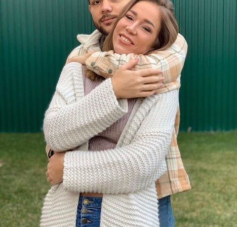 &laquo;Перестаем предохраняться. Стоит торопиться со свадьбой&raquo;: Ермакова вернулась к молодому жениху