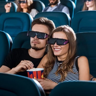 Кинотеатры обязали предупреждать о длительности рекламы и трейлеров перед сеансом