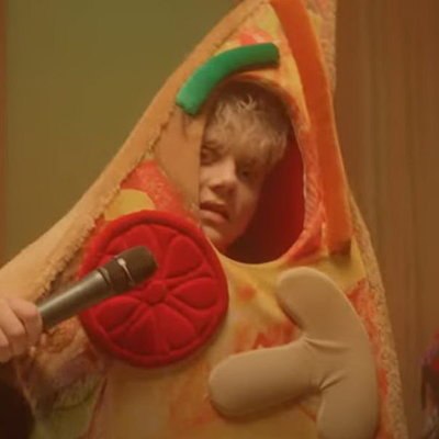 Ваня Дмитриенко стал &laquo;Пиццей&raquo; на внезапном корпоративе