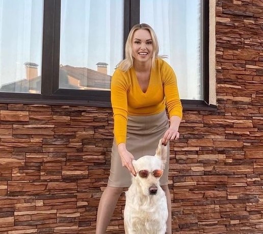 Авария, опоздание и пробки: детали первого заседания суда Марины Овсянниковой с бывшим мужем