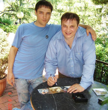 Продюсер Тимофеев: &laquo;Разин скрывается и боится. Его любовь к Шатунову останется лишь в соцсети&raquo;