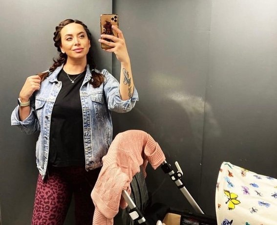 &laquo;Это у вас мозг заплывший!&raquo;: Наталья Фриске отбивается от хейтеров, которые называют ее дочь толстой