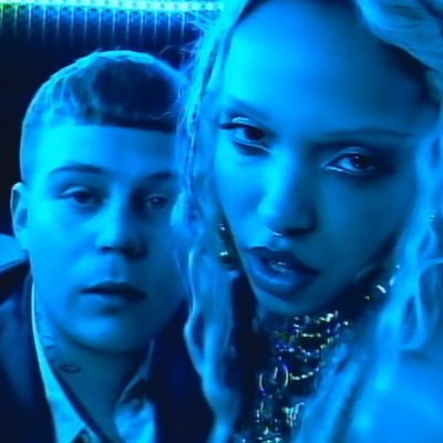 FKA Twigs устроила свадьбу с Yung Lean в белорусской деревне под песню &laquo;На заре&raquo;