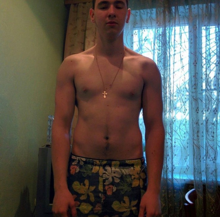 Худое тело совсем не устраивало парня