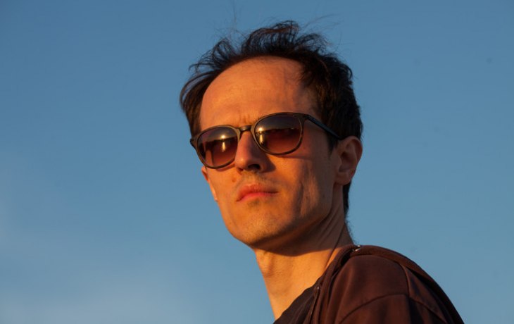 Режиссер сериала &laquo;Хрустальный&raquo; о выматывающих съемках. Что осталось за кадром?