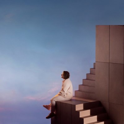 Льюис Капальди выпустил второй альбом