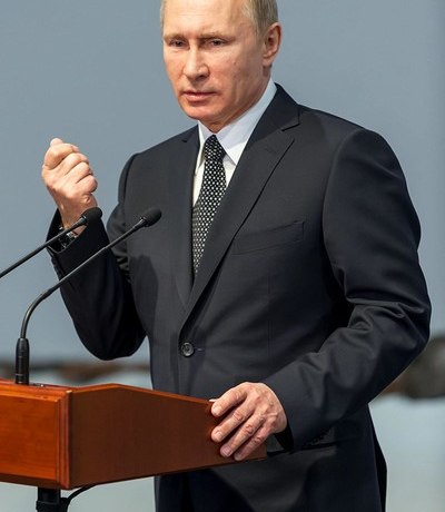 Владимир Путин предложил с 1 июня на 10% увеличить размер выплат неработающим пенсионерам Владимир Путин предложил с 1 июня на 10% увеличить размер выплат неработающим пенсионерам