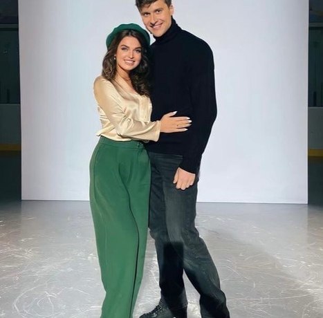 Александр Энберт не смог забрать жену и дочь из роддома