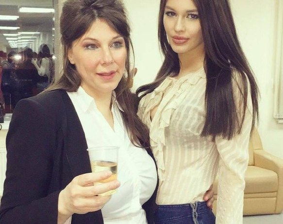 &laquo;Поражены печень, голова, почки. Нужны деньги&raquo;: звезда &laquo;Молодежки&raquo; и &laquo;Ищейки&raquo; борется за жизнь дочер