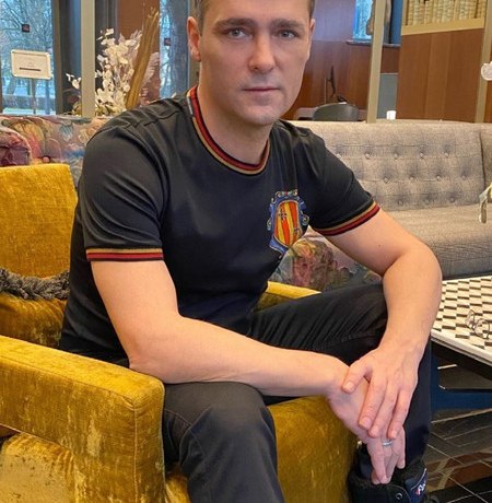 &laquo;Бляшка была свежая&raquo;: директор Юры Шатунова озвучил результат вскрытия певца