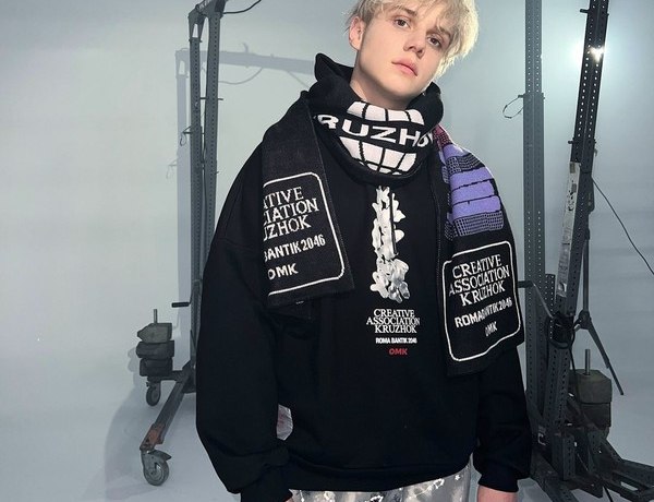 16-летний Ваня Дмитриенко о домогательствах фанаток: &laquo;Тянулись поцеловать в губы взрослые женщины&raquo;