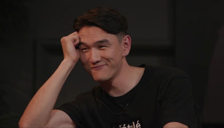 &laquo;Концерт клоуна отменен&raquo;: выступление Нурлана Сабурова в Чикаго сорвала украинская диаспора