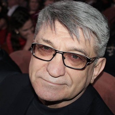 Александр Сокуров отказался от поездки на Каннский фестиваль Александр Сокуров отказался от поездки на Каннский фестиваль