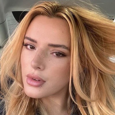 Сегодня: родились Белла Торн и Бруно Марс