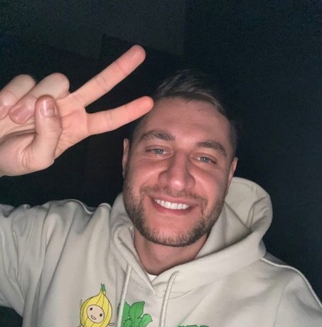 Бузова точно в прошлом! У Давы новый роман