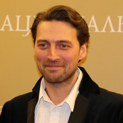 Иван Колесников: «В театре всегда очень мало платили» Иван Колесников: «В театре всегда очень мало платили»