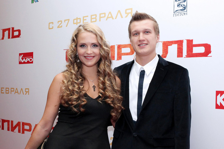 Через год после знакомства Дудина и Руденко поженились, а в 2012-м стали родителями дочки Милены