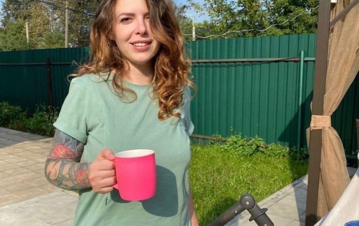 &laquo;Жидкость в сердце, голове. Диагноз и ужас неизвестности&raquo;: Женя Огурцова о болезни годовалой дочки