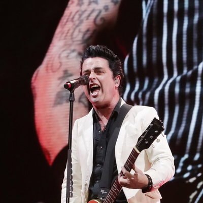 Сегодня: Билли Джо Армстронгу - 50