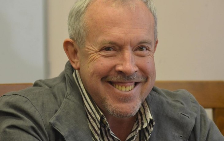 Макаревич: &laquo;Вижу тявканье по поводу уехавших. Россия &ndash; это Алла, Максим, Чулпан, а не вы, мудачье!&raquo;