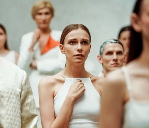 Мужской и женский миры Никиты Кологривого и Пелагеи Невзоровой встречаются в трейлере &laquo;Двух холмов&raquo;