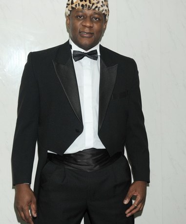 Пьера Нарцисса спустя месяц после смерти похоронили в камерунской деревне