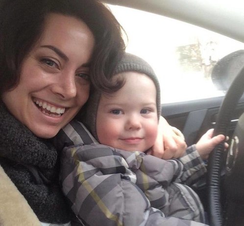 Семья Жанны Фриске отчаялась увидеть Платона: &laquo;Мы надеемся, что ты прочитаешь эти строки&raquo;