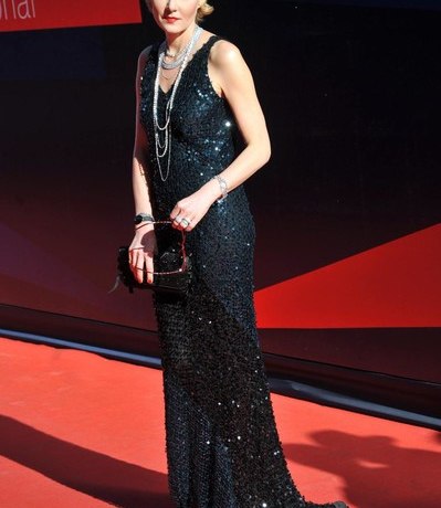 &laquo;Парижанка&raquo; Рената Литвинова о жестокости бумеранга: &laquo;Судьба догоняет в десять раз быстрее&raquo;