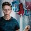 Денис Прытков будет спасать звезд от алкоголизма в сериале &laquo;Капельник&raquo; на ТНТ