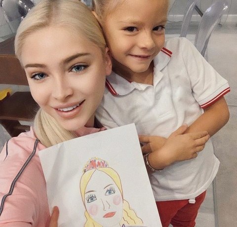 Вместо пышного торжества. Тимати подарил дочери на день рождения аквариум с черепами