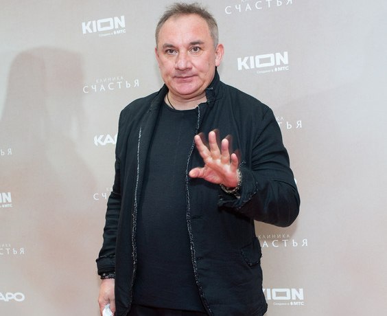 Распрощался с Голубкиной, поссорился с Леонидовым и отказался от дочки. Страсти Николая Фоменко