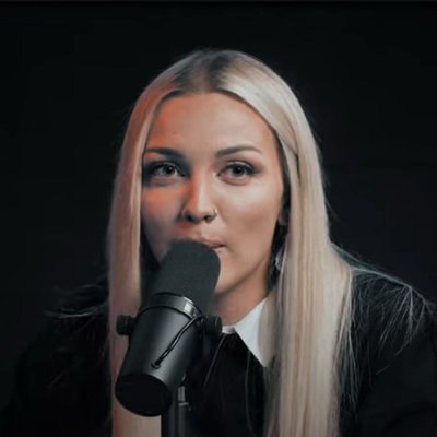 Обзор: &laquo;Mary Gu | Качала пресс, разбила нос, пошла на пилон. Опасная поездка на BlaBlaCar-е. МузLoft