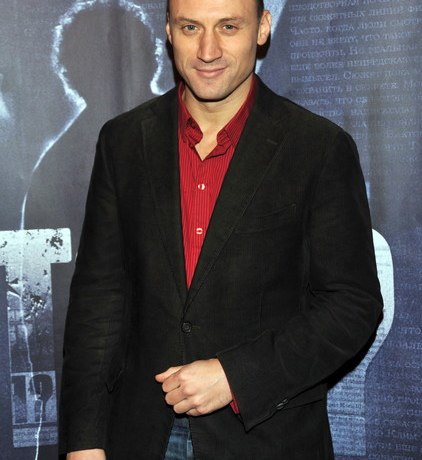 Анатолий Белый уволился из МХТ и уехал из страны