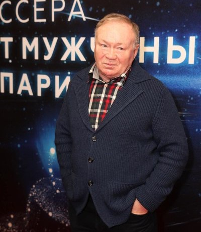 &laquo;Старшая сестра отреклась от нашей фамилии&raquo;: Юрий Кузнецов о семейном конфликте