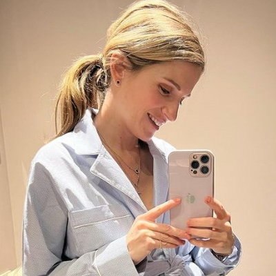 Женя Малахова родила первенца