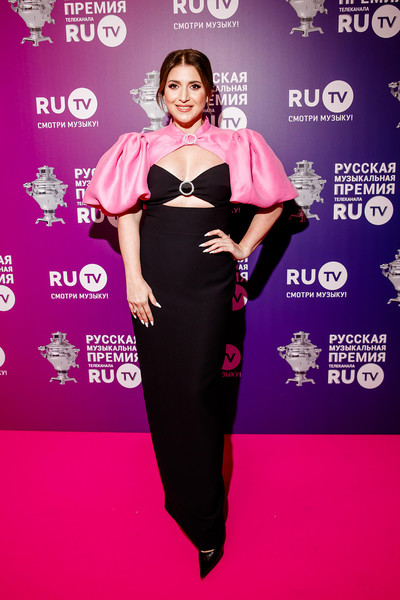 Стилист считает, что образ Жасмин провальный