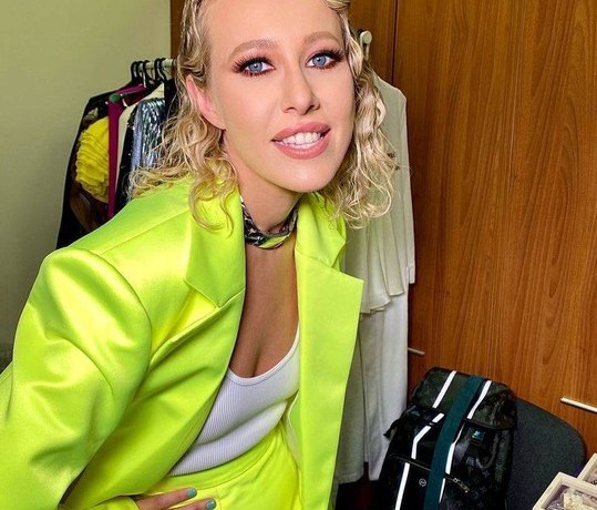 Собчак отомстила Сабурову за лошадь: &laquo;Ты такой смелый, а как про главное, так у тебя ипотека&raquo;