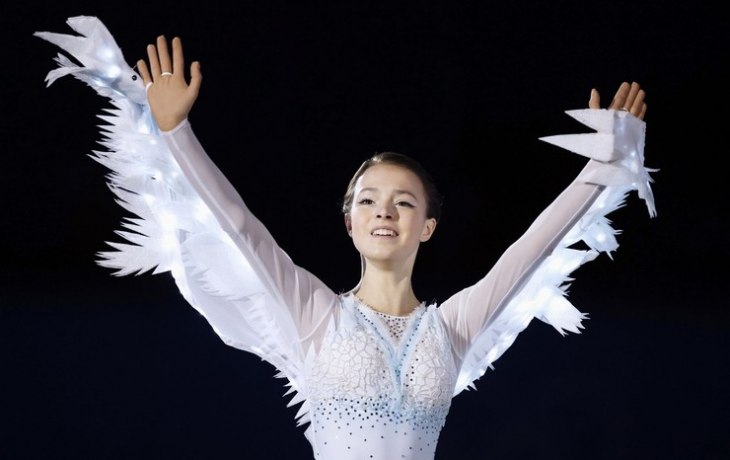 Японка в лидерах и падение зрительского интереса. Как проходит Чемпионат мира без российских фигурис